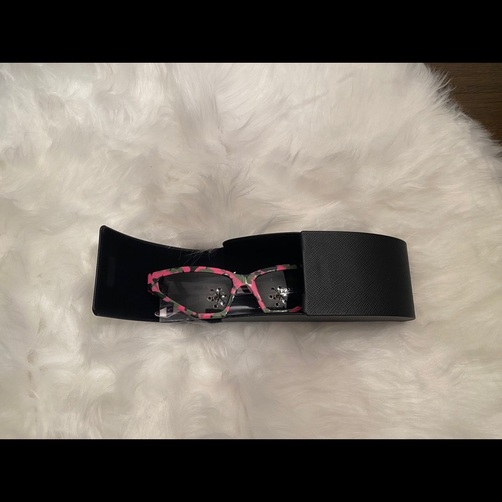 Prada Camo Pink Butterfy Sunglasses. Free Shipping - Picture 5 of 6